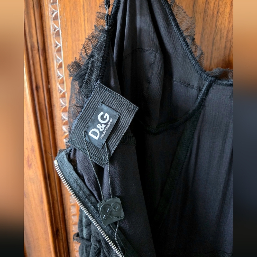D&G Elegant Black Maxi Gown - Picture 6 of 8
